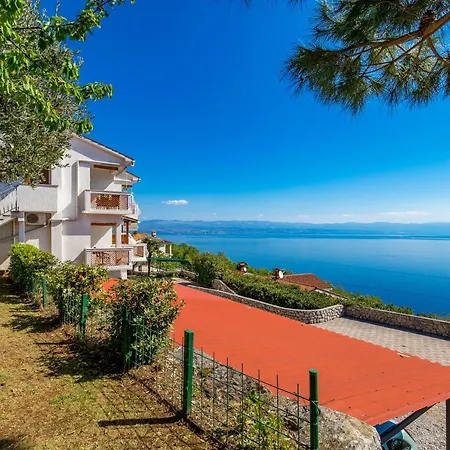 Apartment Davor *
